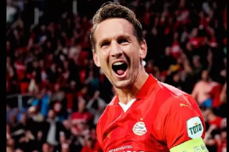 Look de Jong menunjukkan kegembiraan usia mencetak gol buat PSV Eindhoven (Twitter PSV Eindhoven)